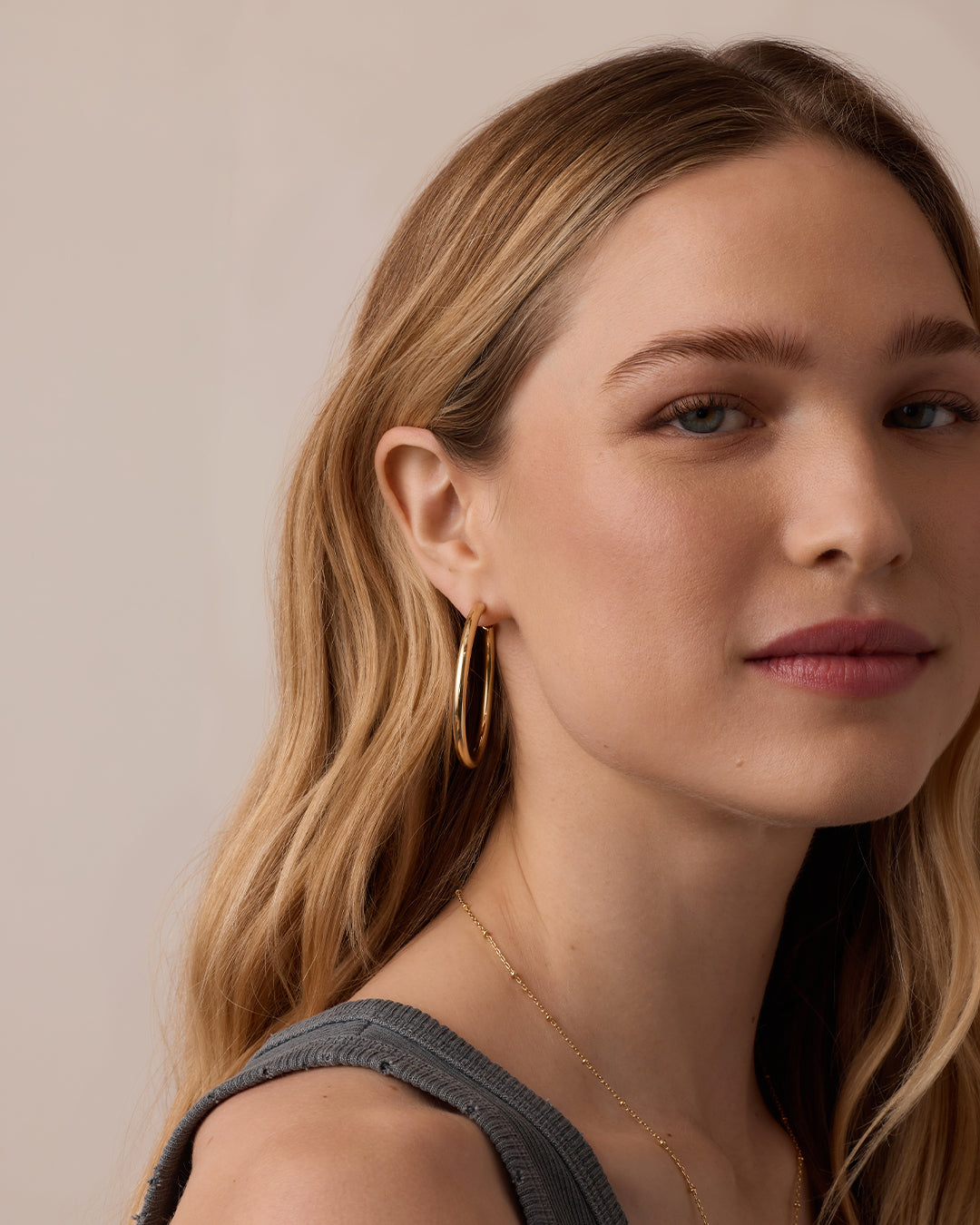 Carter Statement Hoops